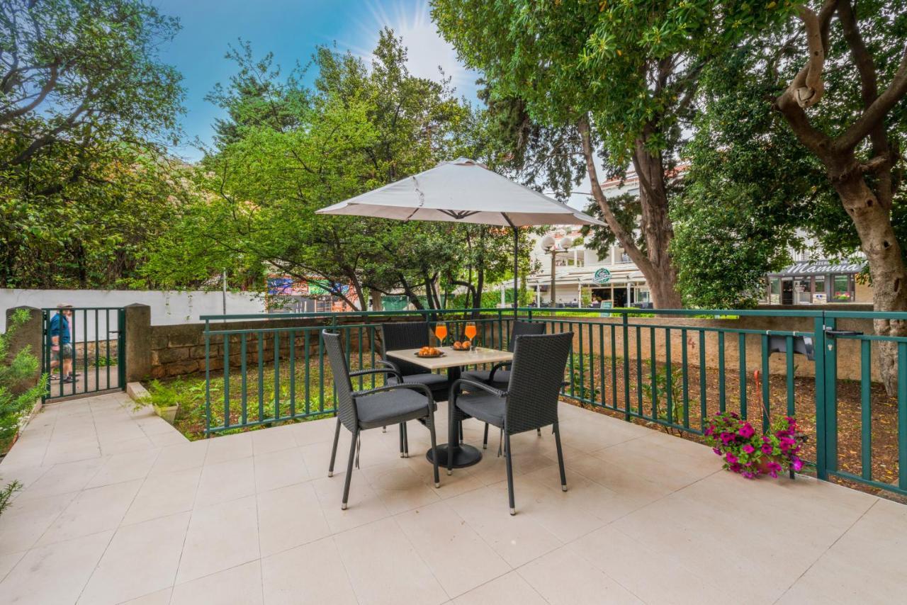 Apartment Promenade Дубровник Екстериор снимка