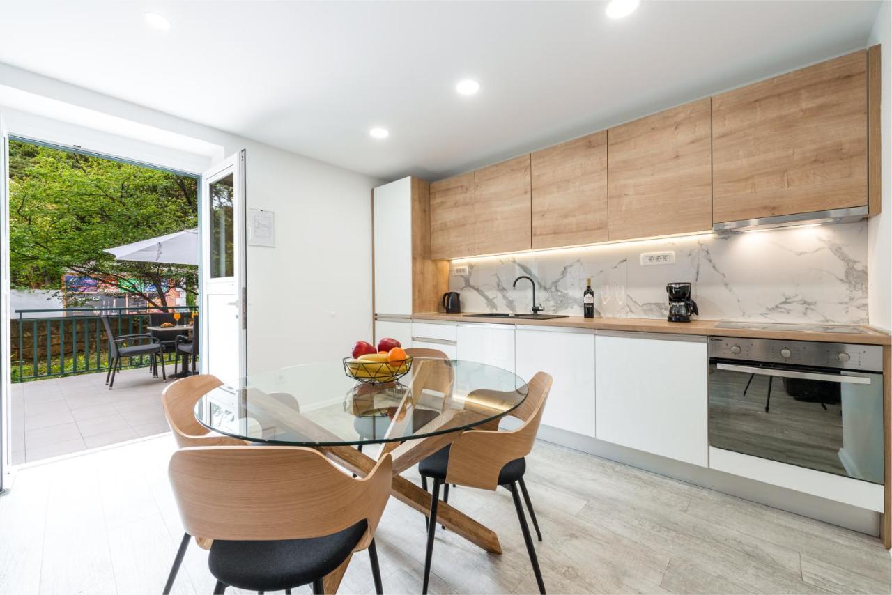 Apartment Promenade Дубровник Екстериор снимка