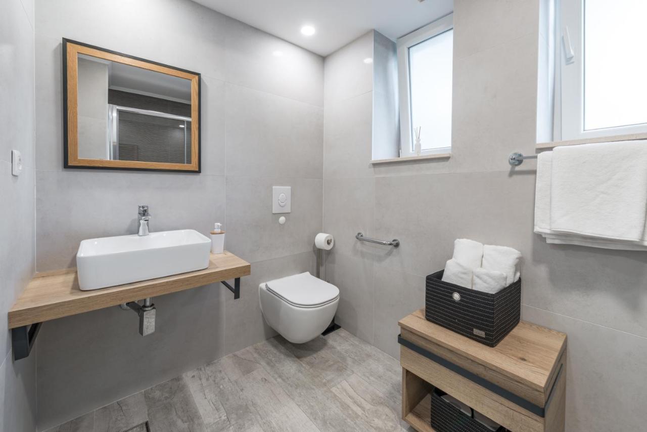 Apartment Promenade Дубровник Екстериор снимка
